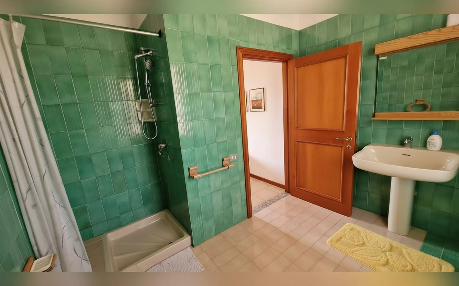 Villa Jolies, 