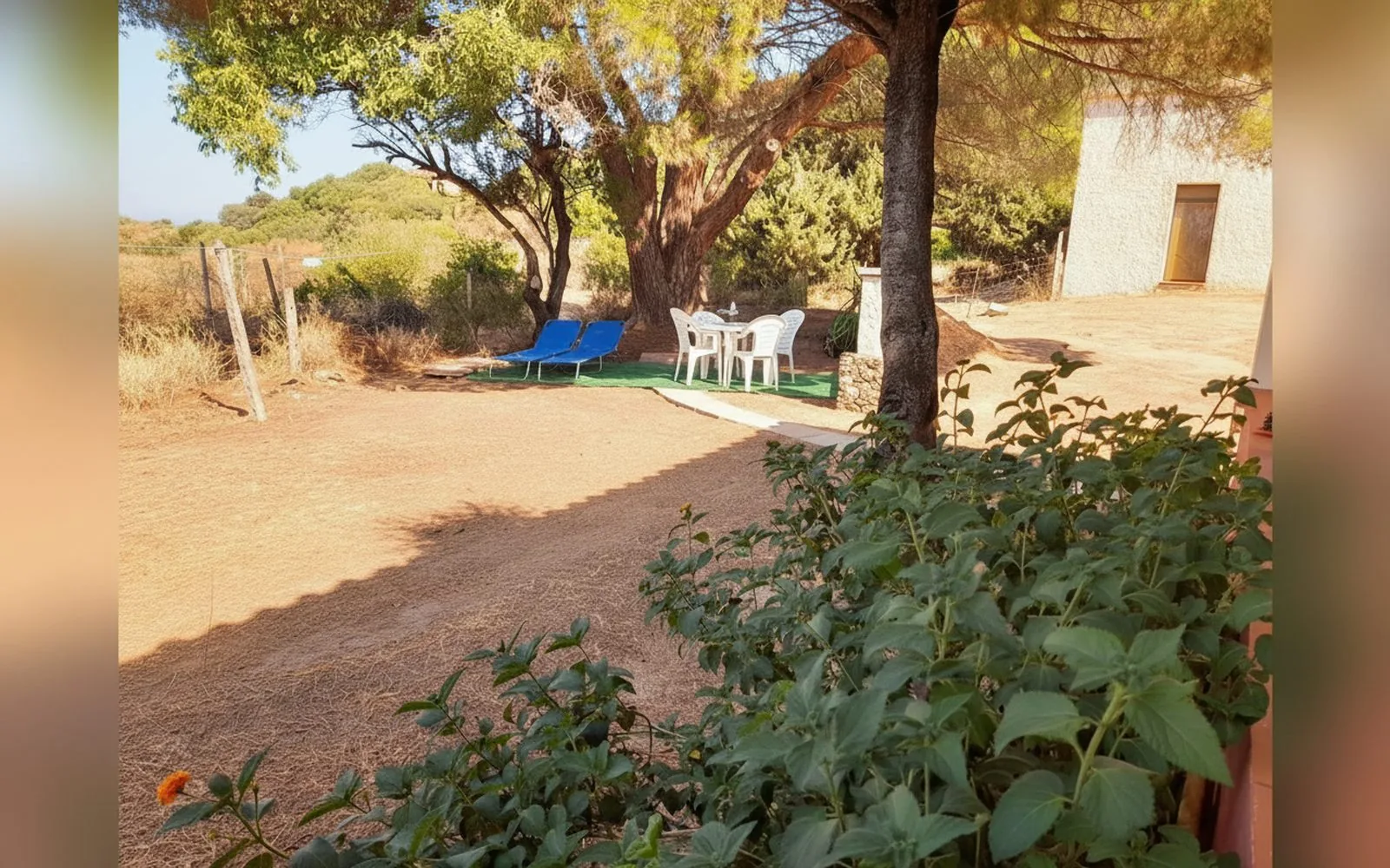Villa Jolies, 