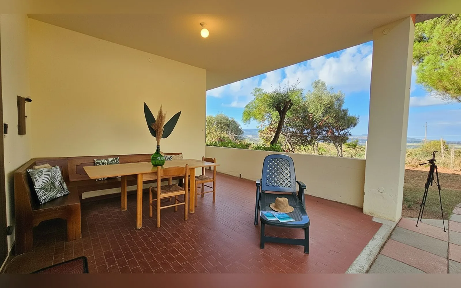 Villa Jolies, 
